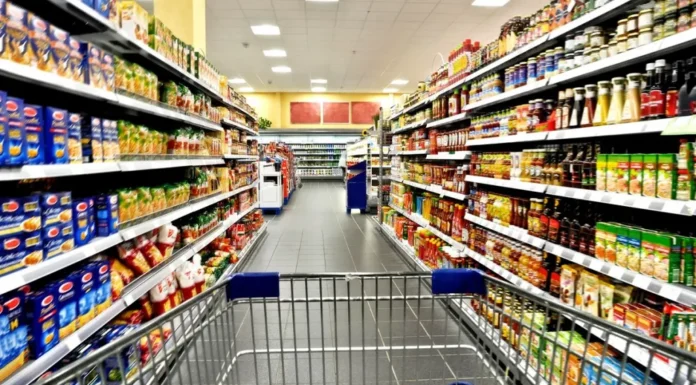 Ruski lanac s 20 posto nižim cijenama ulazi na tržište BiH: Marketi od 1.000 kvadrata s 1.500 artikala Ruski lanac s 20 posto nižim cijenama ulazi na tržište BiH: Marketi od 1.000 kvadrata s 1.500 artikala