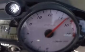 Sarajlija vozio 275 km/h na autoputu, dobio kaznu od 2.000 KM Sarajlija vozio 275 km/h na autoputu, dobio kaznu od 2.000 KM