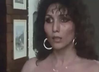 Snimila je intimnu scenu o kojoj je brujala Jugoslavija: Bila je prva ljubav Zdravka Čolića, on joj posvetio jedan od najlepših hitova Snimila je intimnu scenu o kojoj je brujala Jugoslavija: Bila je prva ljubav Zdravka Čolića, on joj posvetio jedan od najlepših hitova