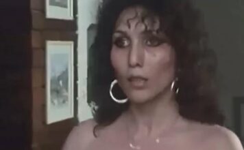 Snimila je intimnu scenu o kojoj je brujala Jugoslavija: Bila je prva ljubav Zdravka Čolića, on joj posvetio jedan od najlepših hitova Snimila je intimnu scenu o kojoj je brujala Jugoslavija: Bila je prva ljubav Zdravka Čolića, on joj posvetio jedan od najlepših hitova