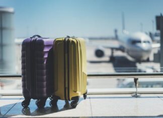 Šta je dozvoljeno, a šta zabranjeno da se unese u avion: Mnogi zbog ove kozmetičke sitnice prođu kao bosi po trnju na granici Šta je dozvoljeno, a šta zabranjeno da se unese u avion: Mnogi zbog ove kozmetičke sitnice prođu kao bosi po trnju na granici