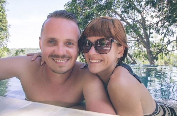 Suzana iz Novog Sada se zaljubila u Albanca i preselila u Prištinu: Kad je svekar čuo da mu je snaja Srpkinja, usledio je šok Suzana iz Novog Sada se zaljubila u Albanca i preselila u Prištinu: Kad je svekar čuo da mu je snaja Srpkinja, usledio je šok
