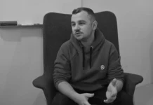 Tragična vijest: Preminuo Fuad Halilović (30), heroj koji je djeci oboljeloj od raka vraćao osmijeh Tragična vijest: Preminuo Fuad Halilović (30), heroj koji je djeci oboljeloj od raka vraćao osmijeh