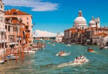 Venecija razmatra povećanje ulazne takse za jednodnevne posjetioce do 50 eura Venecija razmatra povećanje ulazne takse za jednodnevne posjetioce do 50 eura