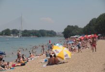 Kupači nisu ni svesni kakvo se blago krije na dnu Ade Ciganlije: Roniocima je ovo pravo otkriće, a kažu da put do tamo nije jednostavan Kupači nisu ni svesni kakvo se blago krije na dnu Ade Ciganlije: Roniocima je ovo pravo otkriće, a kažu da put do tamo nije jednostavan