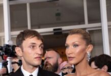 Ovih 5 frizura vlaga ne može da pokvari, ne raspadaju se bez obzira na uslove: Ceo dan kosa izgleda kao iz časopisa, a pogodne su za svako dešavanje i letovanje Ovih 5 frizura vlaga ne može da pokvari, ne raspadaju se bez obzira na uslove: Ceo dan kosa izgleda kao iz časopisa, a pogodne su za svako dešavanje i letovanje