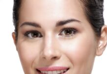 Podloge za šminku: Zašto su potrebne i kako se nanose Podloge za šminku: Zašto su potrebne i kako se nanose