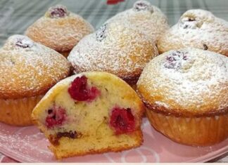 RECEPT ZA 5 MINUTA: Mafini sa višnjama bez miksera, mera na šolje!!! RECEPT ZA 5 MINUTA: Mafini sa višnjama bez miksera, mera na šolje!!!