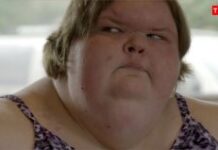 Sa 320 kilograma je bila prikovana za invalidska kolica i zavisna od kiseonika, a danas je lakša preko 220 kg: Prava borba počela je tek nakon mršavljenja Sa 320 kilograma je bila prikovana za invalidska kolica i zavisna od kiseonika, a danas je lakša preko 220 kg: Prava borba počela je tek nakon mršavljenja
