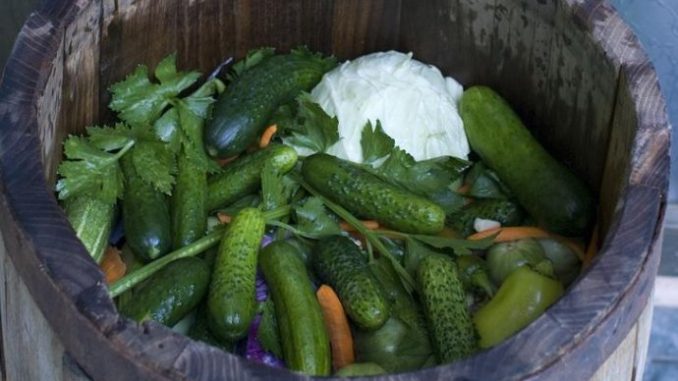 Stari recept za turšiju: Ostaje svježa do kraja zime i bez konzervansa! (RECEPT) Stari recept za turšiju: Ostaje svježa do kraja zime i bez konzervansa! (RECEPT)
