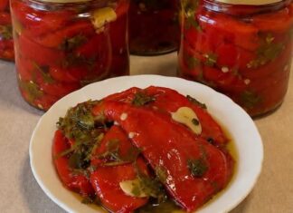 Starinski recept za marinirane crvene paprike – sočne, mirisne i pune ukusa! Starinski recept za marinirane crvene paprike – sočne, mirisne i pune ukusa!