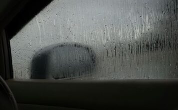Uhvatila sam ćerku od 16 godina sa momkom u hotelu, a onda mi je pred očima pobegla i stopirala auto: Imala sam jeziv predosećaj, ali istina je još gora Uhvatila sam ćerku od 16 godina sa momkom u hotelu, a onda mi je pred očima pobegla i stopirala auto: Imala sam jeziv predosećaj, ali istina je još gora