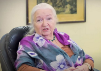 24 jela, nula priznanja — ali jedna mala stvar promijenila je cijelu noć 24 jela, nula priznanja — ali jedna mala stvar promijenila je cijelu noć