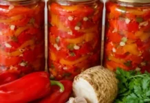 Barene crvene paprike za zimu: Tajna je u marinadi zbog koje se pojedu do poslednje kapi! Barene crvene paprike za zimu: Tajna je u marinadi zbog koje se pojedu do poslednje kapi!
