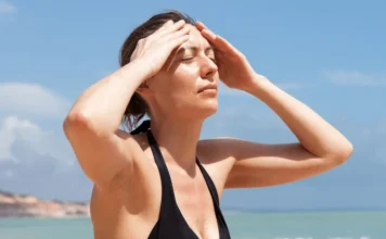 Bili ste dugo na suncu? Vaše tijelo možda vam šalje upozorenje – prepoznajte ove znakove na vrijeme! Bili ste dugo na suncu? Vaše tijelo možda vam šalje upozorenje – prepoznajte ove znakove na vrijeme!