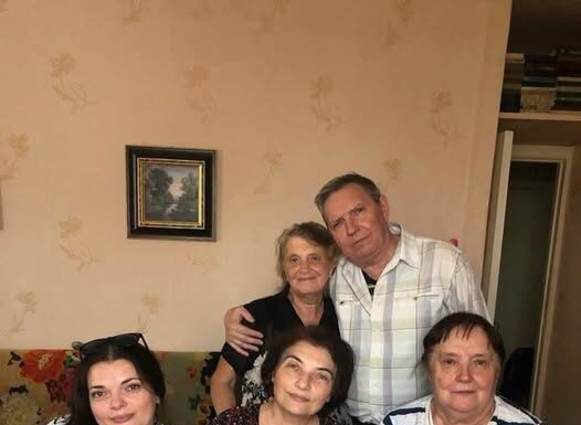 Čovjek s četiri porodice: Istina koja je sve šokirala Čovjek s četiri porodice: Istina koja je sve šokirala