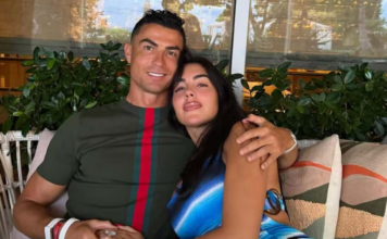 Georgina usvojila troje Ronaldove dece: Posle venčanja postala zakonska mama deci koju je dobio uz pomoć surogat-majke Georgina usvojila troje Ronaldove dece: Posle venčanja postala zakonska mama deci koju je dobio uz pomoć surogat-majke