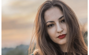 Moj muž je tvrdio da su čudni krugovi na njegovim leđima samo osip, ali kad ih je liječnik ugledao, zaključao je vrata ordinacije i tiho mi rekao: „Odmah pozovite policiju.“ Moj muž je tvrdio da su čudni krugovi na njegovim leđima samo osip, ali kad ih je liječnik ugledao, zaključao je vrata ordinacije i tiho mi rekao: „Odmah pozovite policiju.“