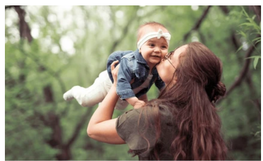 “Moja mama me rodila sa 17 godina…” “Moja mama me rodila sa 17 godina…”