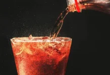 Može li svakodnevno pijenje Koka Kole oslabiti vaše kosti? Evo šta trebate znati! Može li svakodnevno pijenje Koka Kole oslabiti vaše kosti? Evo šta trebate znati!