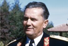 NIKAD VIĐENA SLIKA mladog Tita u zatvoru 1928. potpuno je ŠOKIRALA CEO BALKAN: OVAJ detalj na licu SVI KOMENTARIŠU – to što je Broz dobio po rođenju drugi DEBELO PLAĆAJU NIKAD VIĐENA SLIKA mladog Tita u zatvoru 1928. potpuno je ŠOKIRALA CEO BALKAN: OVAJ detalj na licu SVI KOMENTARIŠU – to što je Broz dobio po rođenju drugi DEBELO PLAĆAJU