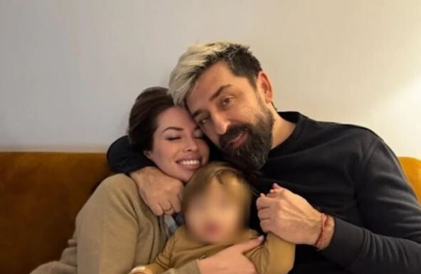“Ognjen nema decu iz prvog braka”: Izjava žene Ognjena Amidžića otkrila kako funkcioniše njihova porodica i ko je u kakvom odnosu "Ognjen nema decu iz prvog braka": Izjava žene Ognjena Amidžića otkrila kako funkcioniše njihova porodica i ko je u kakvom odnosu