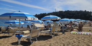 Pakao na crnogorskom primorju: Turisti besni pakuju kofere i prekidaju odmor, u špicu sezone se ovo dešava… Pakao na crnogorskom primorju: Turisti besni pakuju kofere i prekidaju odmor, u špicu sezone se ovo dešava…