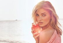 Parfem star više od 10 godina proglašen za najbolji miris svih vremena: Žene svih generacija ga obožavaju, a savršen je izbor za poklon Parfem star više od 10 godina proglašen za najbolji miris svih vremena: Žene svih generacija ga obožavaju, a savršen je izbor za poklon