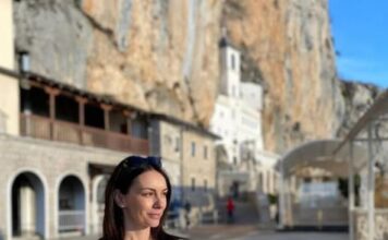 Razveo se od čuvene voditeljke, pa ludo zavoleo deceniju mlađu studentkinju kojoj se divio i pre prvog braka: A kad je Glogovac umro, za njega je život stao Razveo se od čuvene voditeljke, pa ludo zavoleo deceniju mlađu studentkinju kojoj se divio i pre prvog braka: A kad je Glogovac umro, za njega je život stao