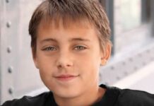 Sašu je majka sa 11 ispratila na trening: Nikad se nije vratio, a 22 godine kasnije pronašla je njegove patike i poruku “Mama, ako nađeš ovo znaj…” Sašu je majka sa 11 ispratila na trening: Nikad se nije vratio, a 22 godine kasnije pronašla je njegove patike i poruku “Mama, ako nađeš ovo znaj…”