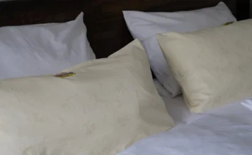 Stari običaj koji se ponovo vraća: Stavite kašiku ispod jastuka prije spavanja Stari običaj koji se ponovo vraća: Stavite kašiku ispod jastuka prije spavanja
