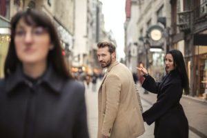 Švalera ćete prepoznati na prvi pogled, svaki ženskaroš ima ovih 5 ključnih osobina Švalera ćete prepoznati na prvi pogled, svaki ženskaroš ima ovih 5 ključnih osobina