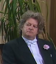 Umro nepokretan i sam: Svi ga obožavali, a na sahranu glumačke legende došlo samo dvoje kolega Umro nepokretan i sam: Svi ga obožavali, a na sahranu glumačke legende došlo samo dvoje kolega