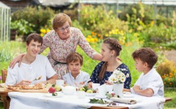 Bake i deke za poželeti se kriju među ovih 7 horoskopskih znakova: Unuci kod njih ne žele više kući da idu, a ne dolaze zbog poklona Bake i deke za poželeti se kriju među ovih 7 horoskopskih znakova: Unuci kod njih ne žele više kući da idu, a ne dolaze zbog poklona