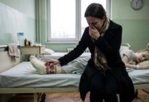 Čarape iz blata: Lekcija koju je majka naučila u bolničkoj sobi Čarape iz blata: Lekcija koju je majka naučila u bolničkoj sobi