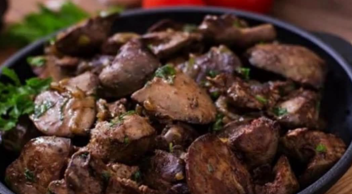 Džigericu prije prženja uvijek pospite 1 sastojkom – biće mekša i bez gorčine Džigericu prije prženja uvijek pospite 1 sastojkom – biće mekša i bez gorčine