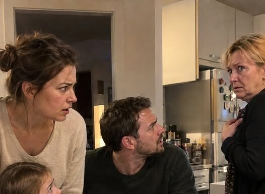 Kad je Marko pročitao potvrdu iz ljekarne, njegova majka je još pokušavala tvrditi da je bijeli prašak kupila za sebe, ali račun, Emin iskaz i jedan papir iz njezine torbe otkrili su da juha nije bila neslana šala, nego prvi korak mnogo ružnijeg plana Kad je Marko pročitao potvrdu iz ljekarne, njegova majka je još pokušavala tvrditi da je bijeli prašak kupila za sebe, ali račun, Emin iskaz i jedan papir iz njezine torbe otkrili su da juha nije bila neslana šala, nego prvi korak mnogo ružnijeg plana