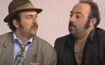 Na sceni su bili braća, a u privatnom životu kumovi: Đoša je 1 potezom smrtno uvredio Tiku Špica, a glumac je tajnu o njihovom odnosu čuvao skoro 10 godina Na sceni su bili braća, a u privatnom životu kumovi: Đoša je 1 potezom smrtno uvredio Tiku Špica, a glumac je tajnu o njihovom odnosu čuvao skoro 10 godina