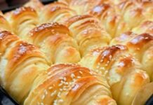NAJMEKŠI DOMAĆI KROASANI 🥐 Prozračni, slojeviti i nevjerovatno mekani – ovi domaći kroasani su savršeni za doručak.