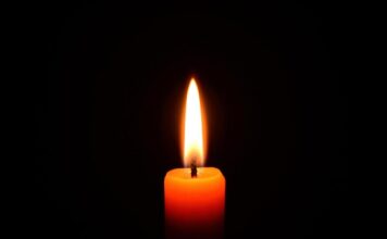 NEZAPAMĆENA TRAGEDIJA U SRBIJI: POPULARNI FUDBALER se srušio usred utakmice, saigrači gledali kako se BORI ZA ŽIVOT! NEZAPAMĆENA TRAGEDIJA U SRBIJI: POPULARNI FUDBALER se srušio usred utakmice, saigrači gledali kako se BORI ZA ŽIVOT!