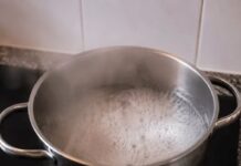 Prokuvajte dve kašike omekšivača u šerpi: Neočekivani trik osvaja domaćice širom regiona Prokuvajte dve kašike omekšivača u šerpi: Neočekivani trik osvaja domaćice širom regiona