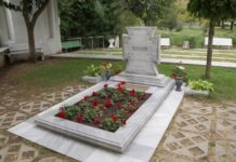Proročanstvo Baba Vange za 2027. godinu budi jezu: Ono što je predvidela moglo bi drastično da promeni život svakog od nas Proročanstvo Baba Vange za 2027. godinu budi jezu: Ono što je predvidela moglo bi drastično da promeni život svakog od nas