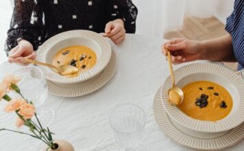 Samo 3 supene kašike i zamiokulkas ćedati PUNO novih listova! Samo 3 supene kašike i zamiokulkas ćedati PUNO novih listova!