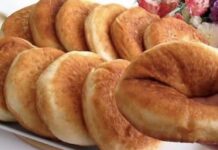 SVAKI UŠTIPAK JE KAO TRI OBIČNA – ZATO VOLIMO OVAJ RECEPT😍 Nevjerovatno mekane i velike, svaka uštipka izlazi ogromna i vazdušasta