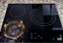 ŽENA PODIJELILA TRIK I ODUŠEVILA SVE: Evo kako se čisti keramička ploča, zaboravite na kupovna sredstva – OVAKO ĆE BITI BLISTAVA I BEZ MRLJE (RECEPT) ŽENA PODIJELILA TRIK I ODUŠEVILA SVE: Evo kako se čisti keramička ploča, zaboravite na kupovna sredstva – OVAKO ĆE BITI BLISTAVA I BEZ MRLJE (RECEPT)