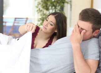 Da li je istina da muškarci poslije 50-te NE MOGU MEDA u krevetu – evo do koje godine su u punoj snazi Da li je istina da muškarci poslije 50-te NE MOGU MEDA u krevetu – evo do koje godine su u punoj snazi