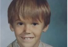Dečak (7) krenuo u školu i više se nije vratio: Nakon osam godina se pojavio sa detetom u rukama, a kada je otkrio STRAHOTE KOJE JE PREŽIVEO ljudi su bili u šoku Dečak (7) krenuo u školu i više se nije vratio: Nakon osam godina se pojavio sa detetom u rukama, a kada je otkrio STRAHOTE KOJE JE PREŽIVEO ljudi su bili u šoku