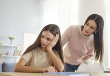 Dete prelazi svaku granicu a vi ne znate šta ćete: Strategije za komunikaciju sa tinejdžerom koje mogu pomoći Dete prelazi svaku granicu a vi ne znate šta ćete: Strategije za komunikaciju sa tinejdžerom koje mogu pomoći