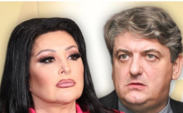 DRAGANA MIRKOVIĆ POSETILA TONIJEVO RODNO MESTO Nakon što je javno izvređao i nazvao folirantom ,ona spakovala kofere i otišla..Ali pogledajte šta mu je priredila kakve su slike osvanule PAMTIT će je cijeli život…BALAKAN u šoku DRAGANA MIRKOVIĆ POSETILA TONIJEVO RODNO MESTO Nakon što je javno izvređao i nazvao folirantom ,ona spakovala kofere i otišla..Ali pogledajte šta mu je priredila kakve su slike osvanule PAMTIT će je cijeli život…BALAKAN u šoku