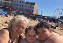 😱💔 Moja svekrva godinama je prekomjerno hranila moje dvije kćeri, tvrdeći da to radi za njihovo zdravlje. Ali kada se moja mlađa kći onesvijestila na plaži, liječnici su otkrili nešto ZASTRAŠUJUĆE. A kada su pitali što je baka potajno miješala u njihovu hranu, UKOČILA SAM SE OD UŽASA… 💔🥺‼️